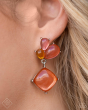 Load image into Gallery viewer, April 2024 Fashion Fix Set-Glimpses of Malibu
