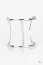 Load image into Gallery viewer, Diamond Deity-White
