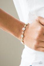 Load image into Gallery viewer, Starstruck Sparkle-Gold
