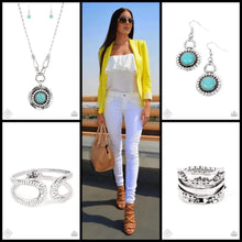Load image into Gallery viewer, July 2022 Fashion Fix Set-Simply Santa Fe
