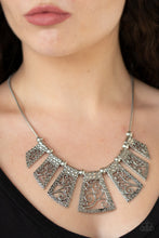 Load image into Gallery viewer, Vintage Vineyard-Silver
